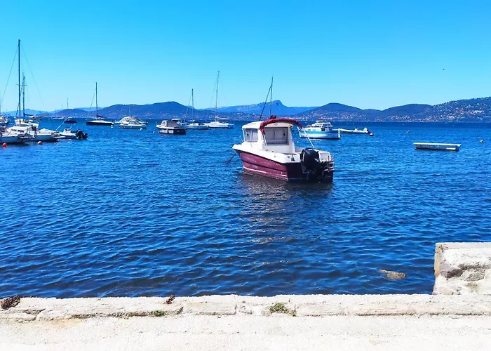 Maison De Pecheur A Giens Les Pieds Dans L'eau ! *